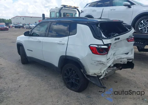 2024 Jeep Compass Latitude 4X4 from USA, damaged, VIN 3C4NJDBN4RT122699